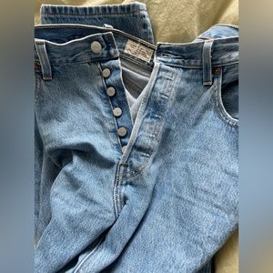 Levi’s rib cage size 31 L 27